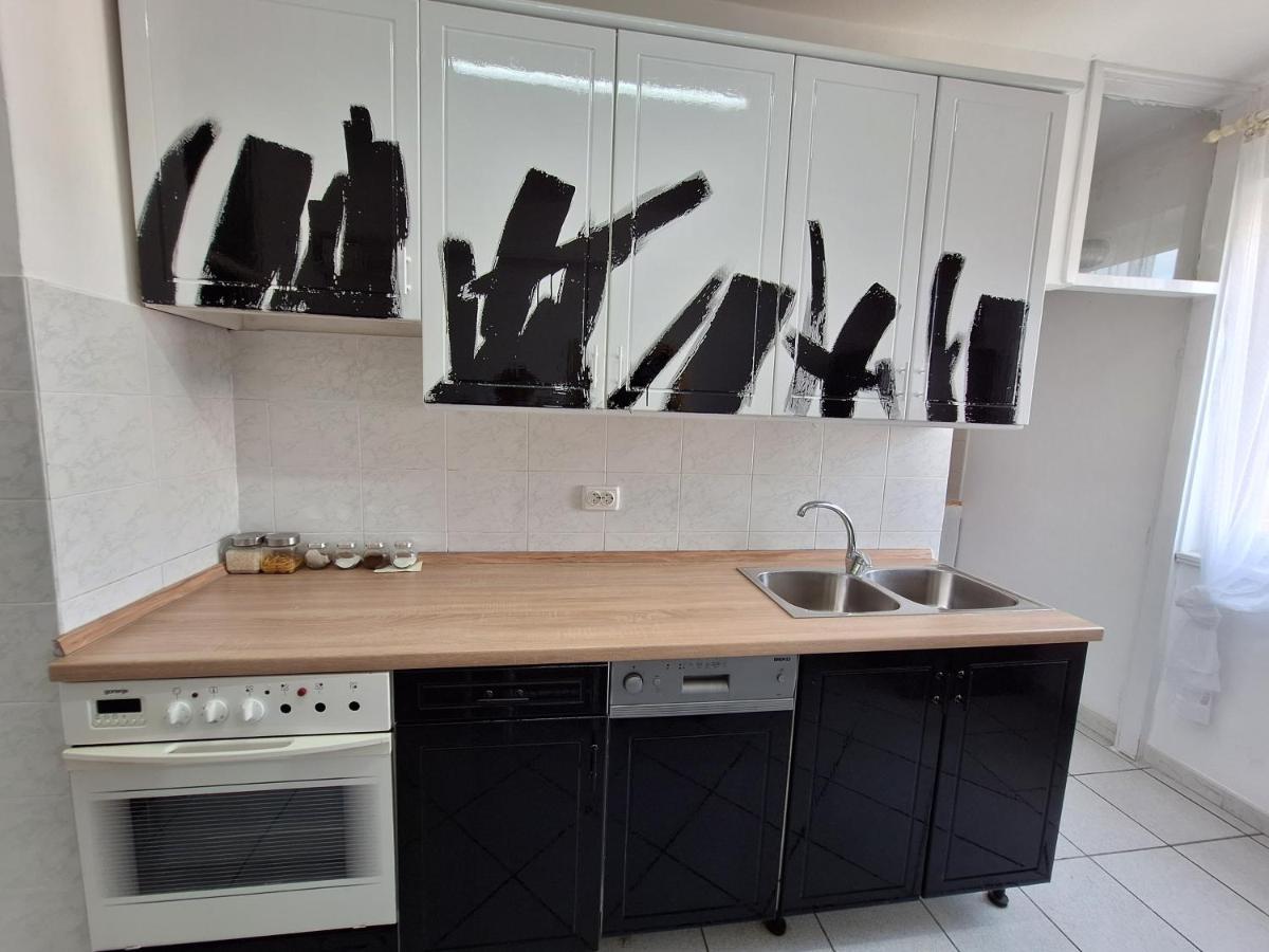 Two Bedroom Apartment Alma Zadar Eksteriør billede